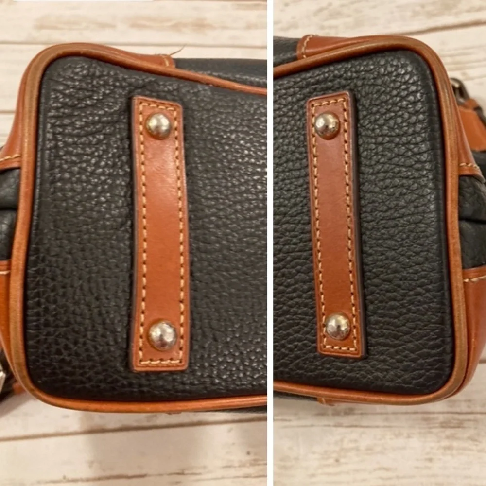 Dooney & Bourke Pebble Grain Hobo Black
